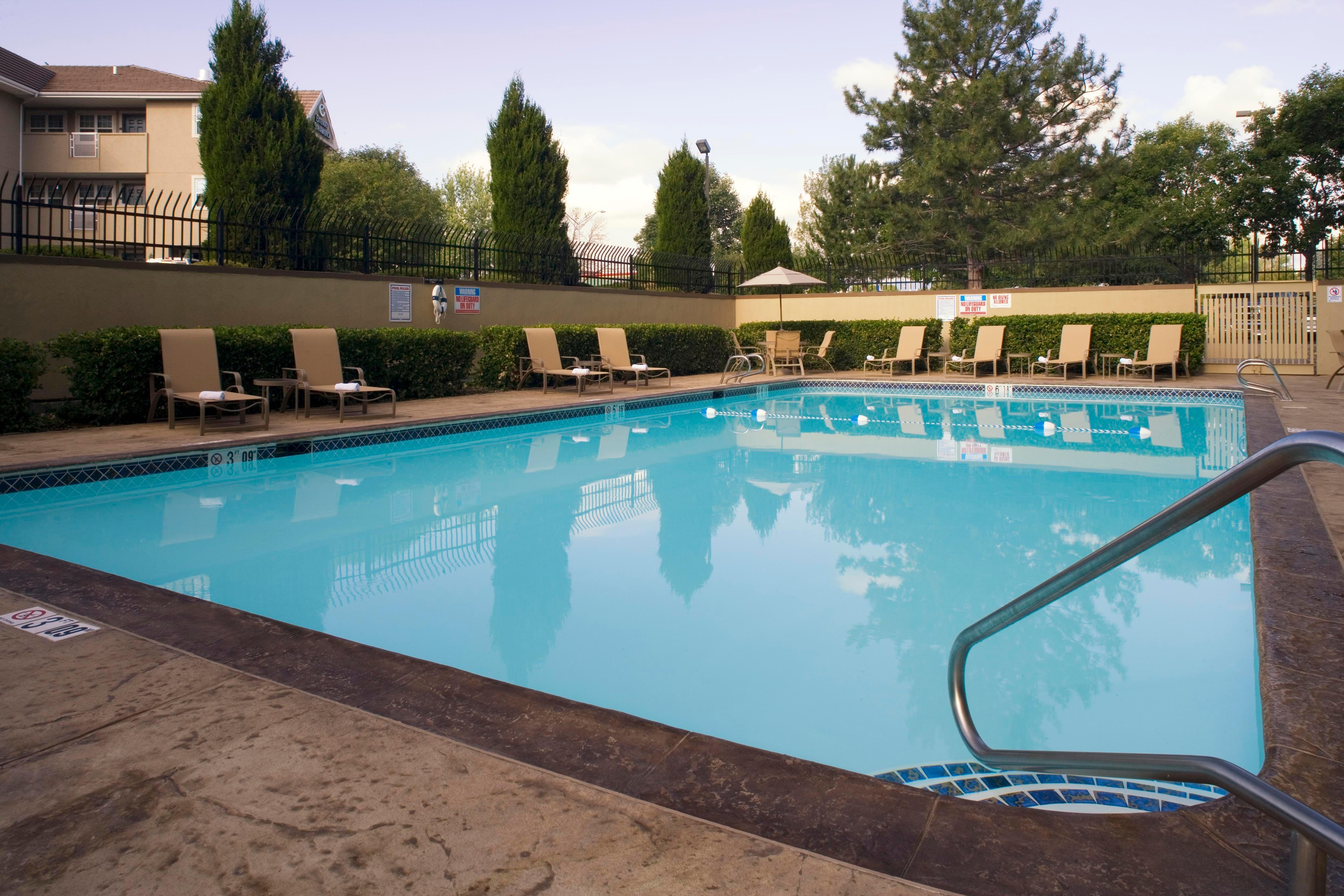 Holiday Inn Denver Lakewood By Ihg Kültér fotó